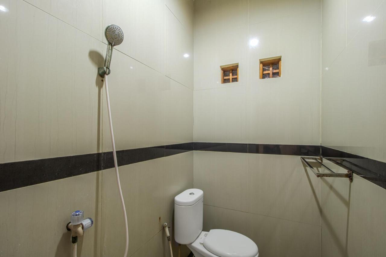 กัวริลลา ไดฟ์ ลอดจ์ ปูเลา ปารี Hotel จาการ์ตา ภายนอก รูปภาพ